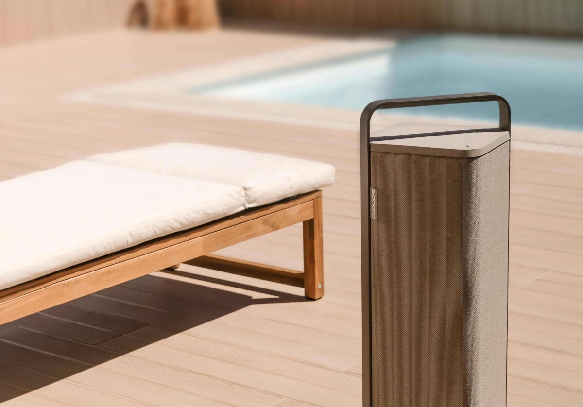 sonoro Vibes XL Tragbarer Outdoor Bluetooth Lautsprecher mit HiFi-Klang Tan