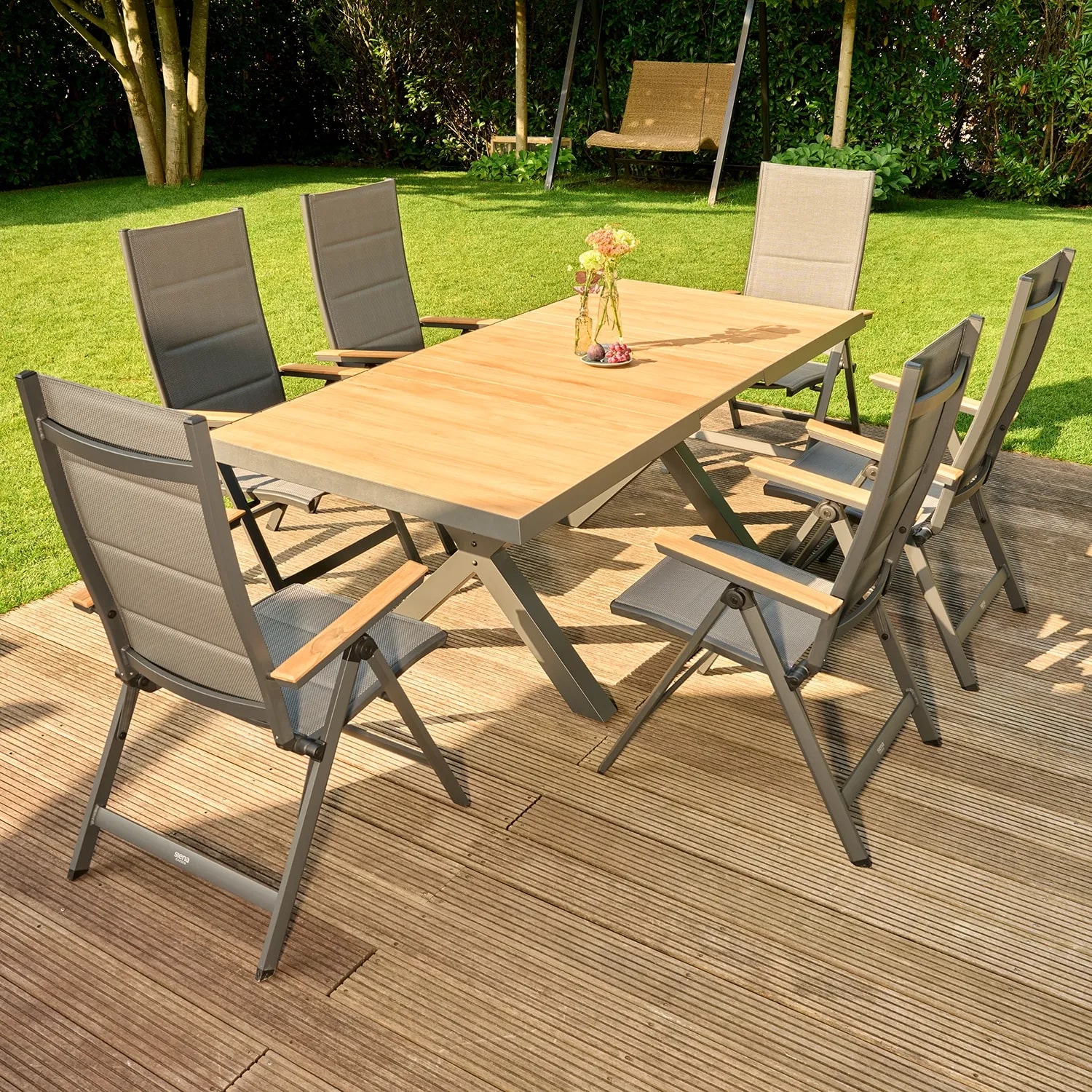 Siena Garden Tesoro Klappsessel - Aluminiumgestell, Textil (schwarz), FSC-Teak (N40077)