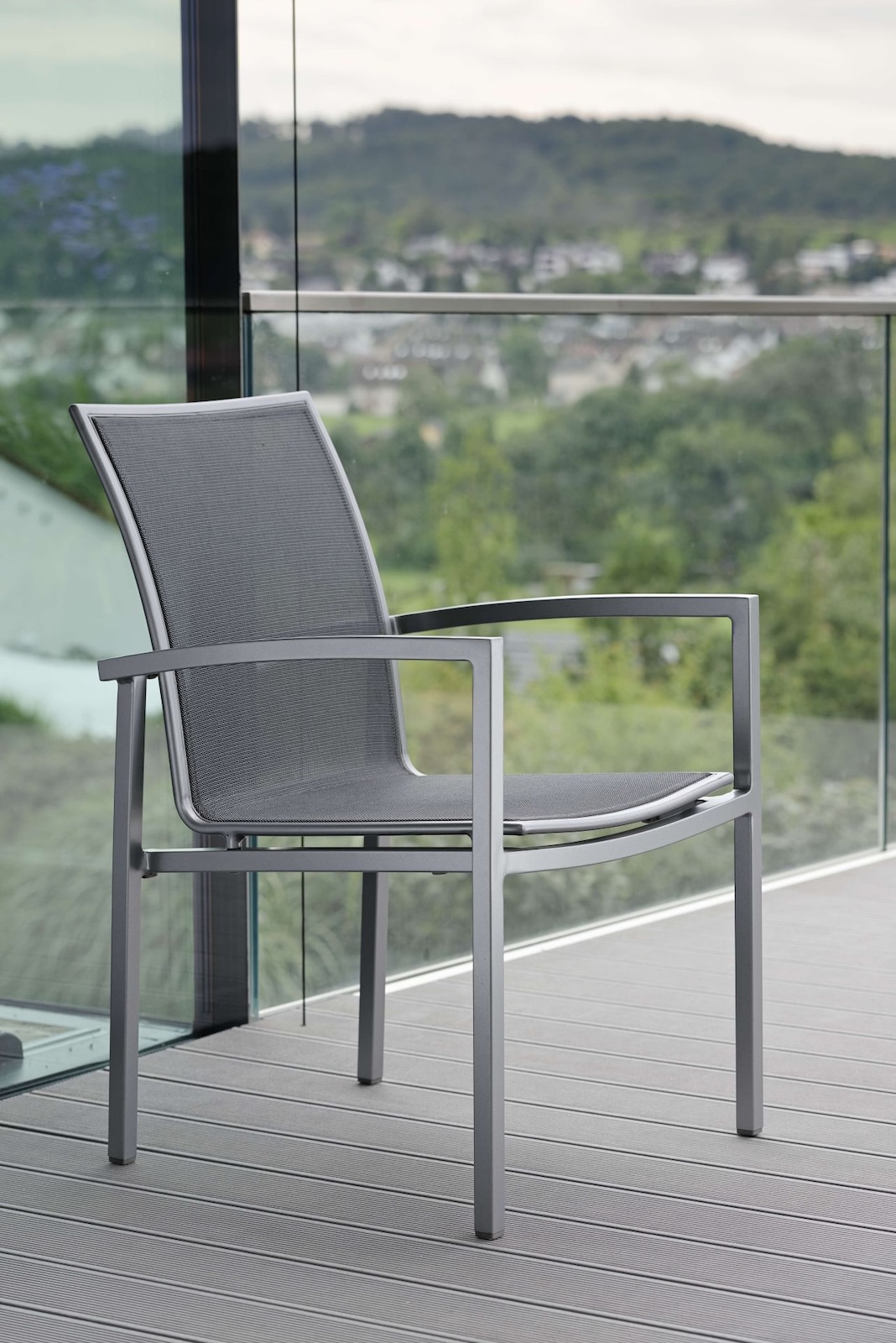 Stern Stapelsessel Skelby Aluminium graphit/Textilen silbergrau Gartenstuhl Stapelstuhl