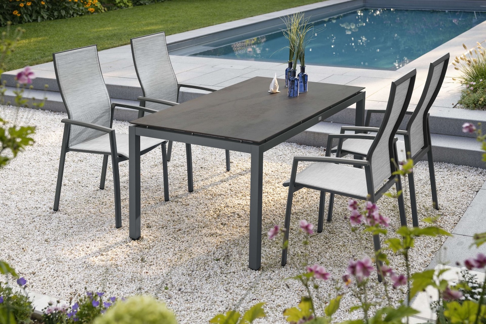 Stern Stapelsessel Kari Aluminium anthrazit/Textilen silber hohe Rückenlehne Gartenstuhl Stapelstuhl